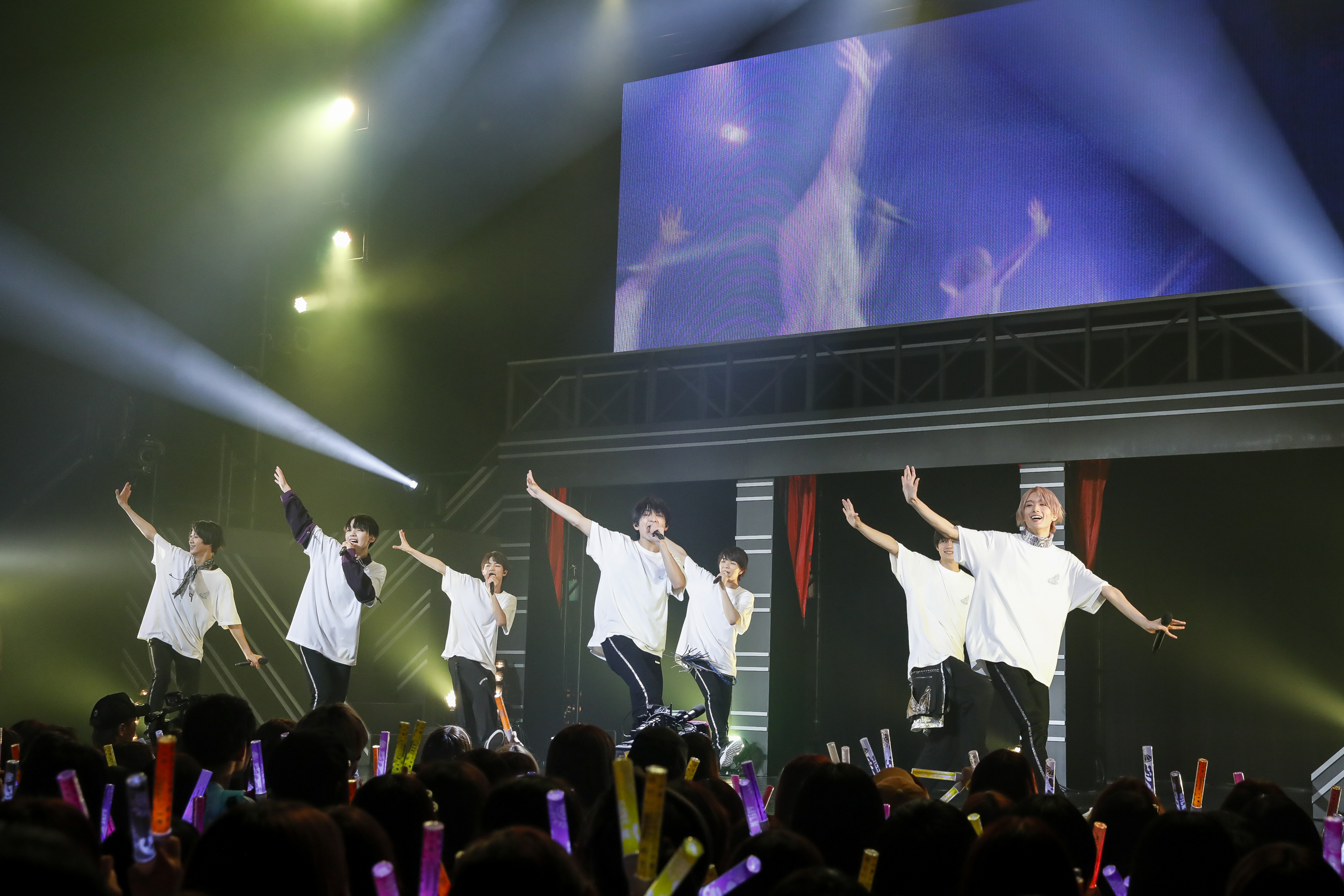 M!LK、Zeppツアー東京公演で5,400人を魅了 | OKMusic