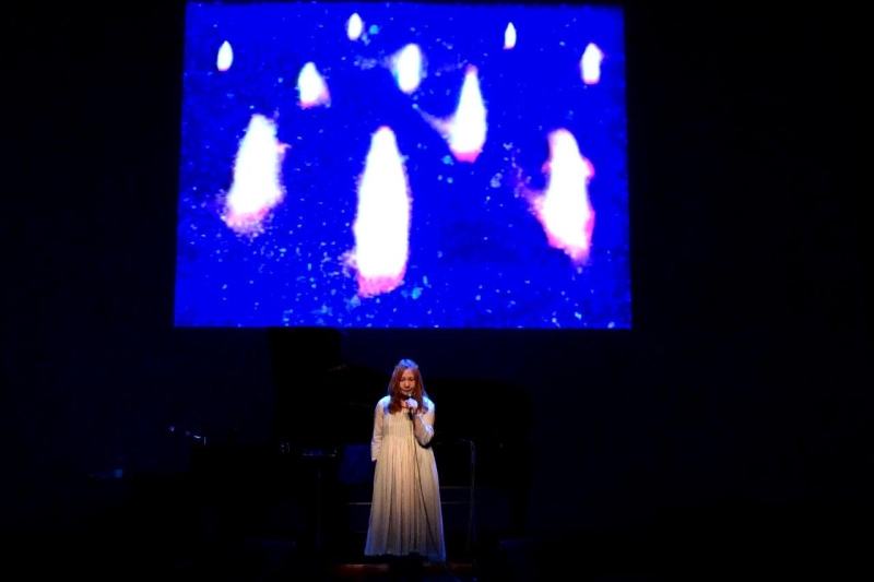 新居昭乃がツアー最終公演でリクエストトップ20を披露、1位の曲に「地味な曲だけど私も好き」
