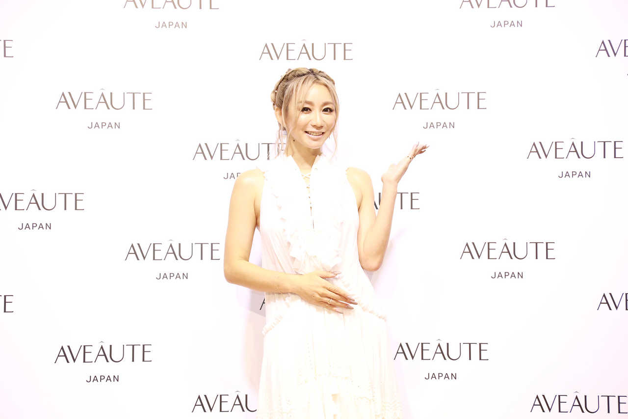 倖田來未が 新スキンケアブランド「AVEAUTE（アビュート）」発売記念イベントに登壇