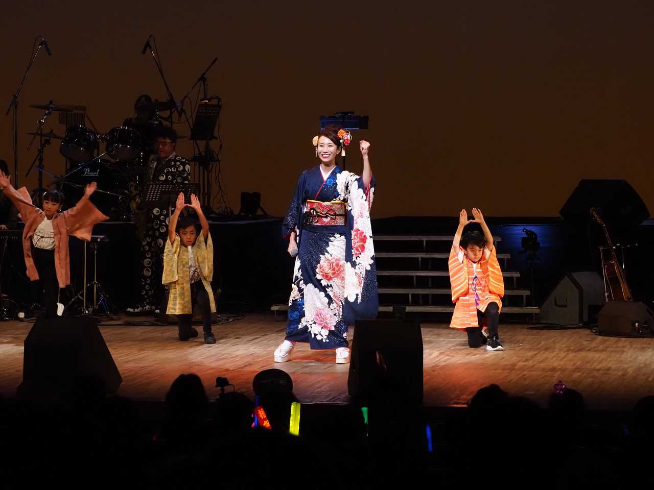 椎名佐千子、なかのゼロホール・大ホールで20周年記念コンサートを開催