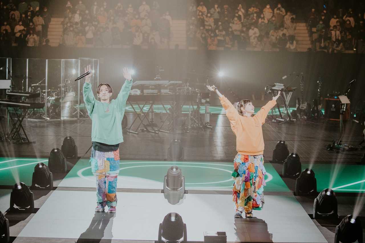 YOASOBI　日本武道館でおこなわれた初の有観客ライブ閉幕！